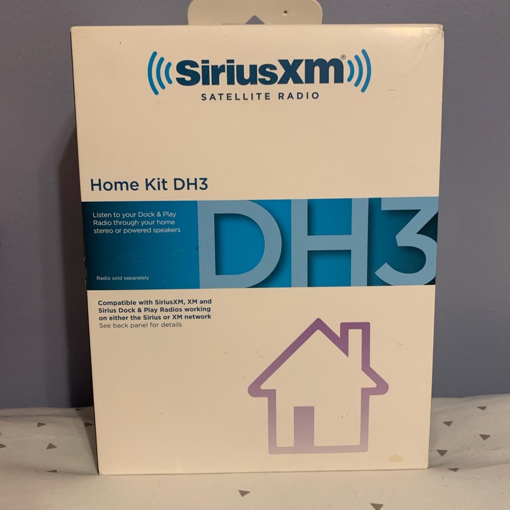 SiriusXM SXDH3 Satellite Radio Home Dock Kit with Antenna and Charging